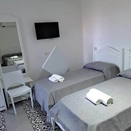 Pepe Rosa Bed & Breakfast 3*