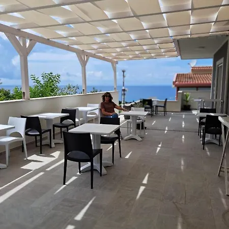 Pepe Rosa Bed & Breakfast Tropea