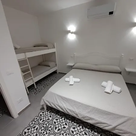 Pepe Rosa Bed & Breakfast 3*