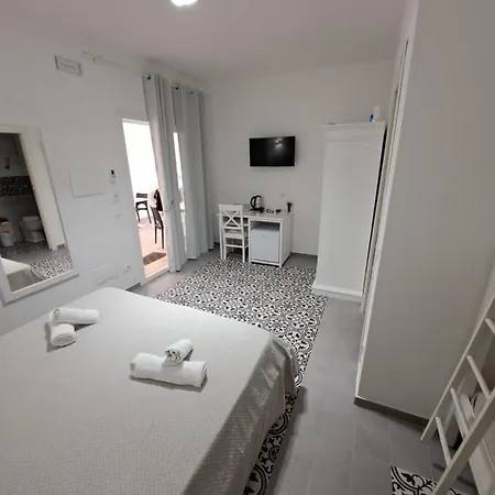 Pepe Rosa Bed & Breakfast Tropea