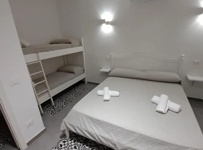 Pepe Rosa Couette-café 3*